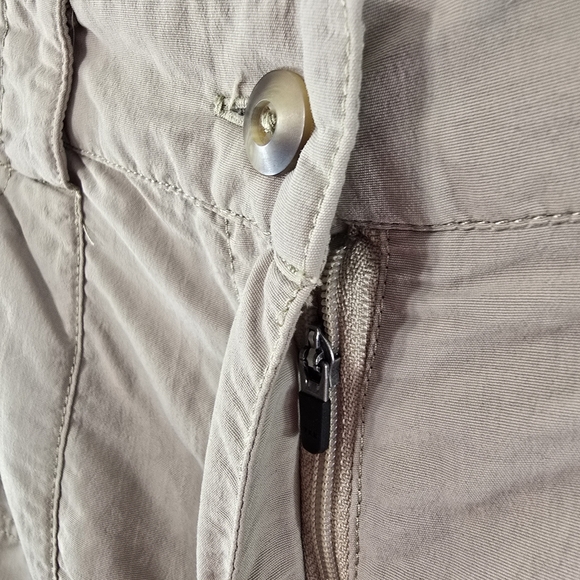 LL Bean Cargo Pants Lightweight Gorpcore Travel Utility Safari Utilitarian Sz L - Picture 4 of 13